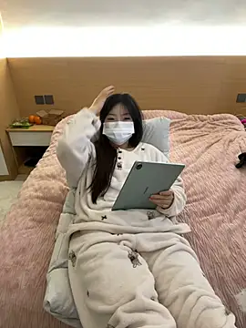 Snapshot of _xiaoxinxin_ chatting on 02-02-26, 12:26 xiaoxinxin online show from 02-02-26, 12:26