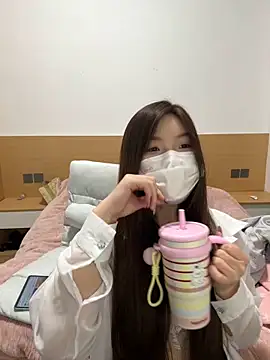 Snapshot of _xiaoxinxin_ chatting on 03-03-26, 08:31 xiaoxinxin online show from 03-03-26, 08:31