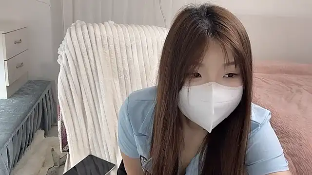 Snapshot of _xiaoxinxin_ chatting on 04-09-26, 04:01 xiaoxinxin online show from 04-09-26, 04:01