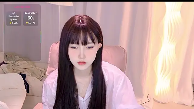 YE Zi  online show from 01-16-26, 06:56