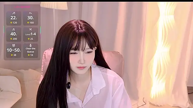 YE Zi  online show from 01-17-26, 08:23