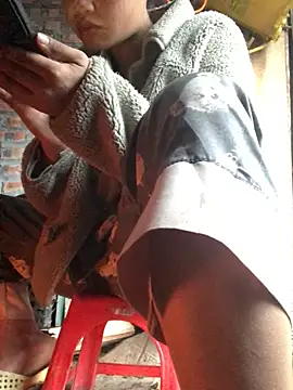 Minhkhue121 online show from 02-09-26, 10:19