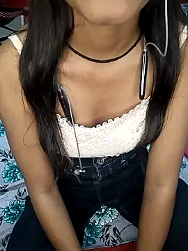 Moongirl963 online show from 02-28-26, 05:03