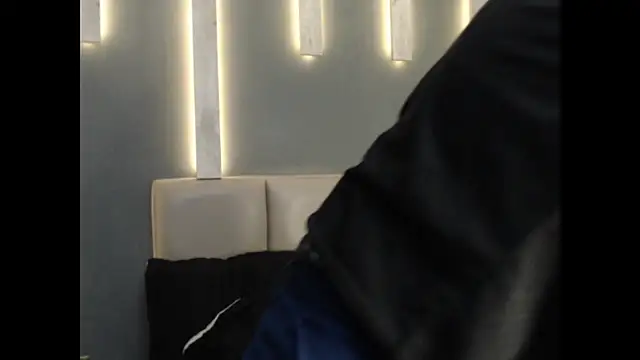 Matt Wolf  online show from 01-06-26, 11:03