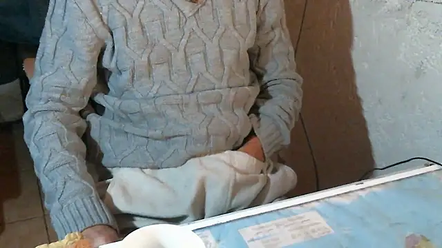 Snapshot of Renard0909 chatting on 01-09-26, 09:12 Renard0909 online show from 01-09-26, 09:12