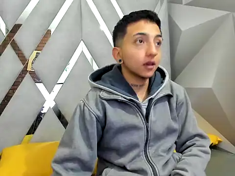 Mauro22  online show from 01-16-26, 03:38