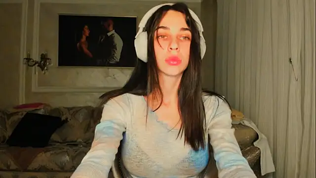 Snapshot of Judy__Hopps chatting on 03-21-26, 05:05 Judy Hopps online show from 03-21-26, 05:05