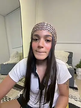 EVA WILD1 online show from 02-20-26, 12:40