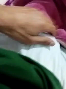 Snapshot of hananarab chatting on 02-15-26, 09:00 hananarab online show from 02-15-26, 09:00