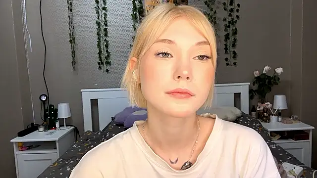 LlsabethHaze online show from 02-01-26, 08:35