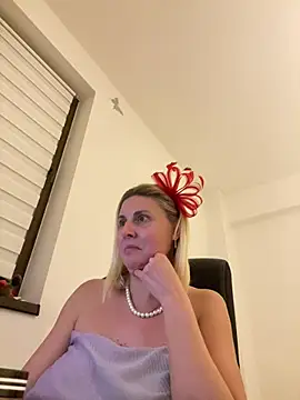 Amelia9798 online show from 01-09-26, 07:15