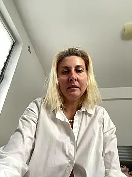 Amelia9798 online show from 01-18-26, 08:51