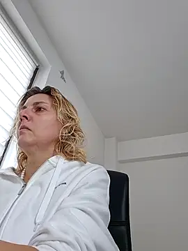 Amelia9798 online show from 02-23-26, 06:44