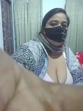 momo loves online show from 02-08-26, 10:35