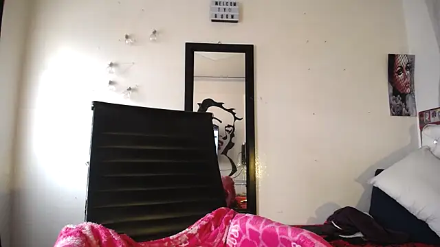 abril onnel online show from 01-16-25, 08:57