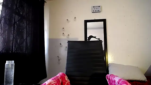 abril onnel online show from 01-20-25, 05:37