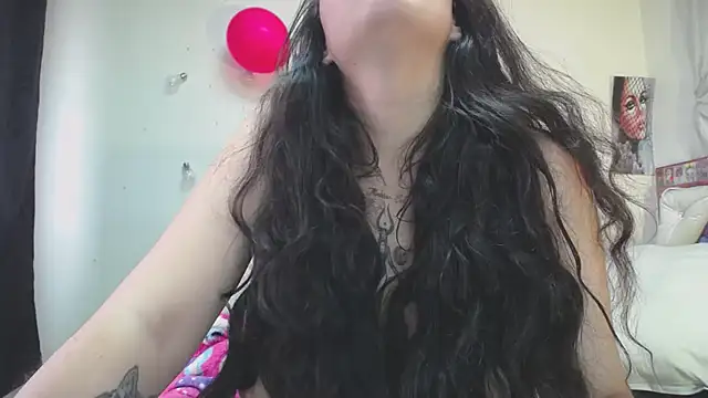 abril onnel online show from 02-22-25, 07:03