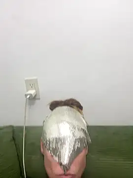 Snapshot of FetishHardcore chatting on 01-12-26, 06:40 FetishHardcore online show from 01-12-26, 06:40