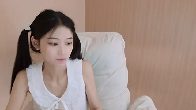 Snapshot of iiiiiiiiiu chatting on 04-09-26, 06:19 iiiiiiiiiu online show from 04-09-26, 06:19