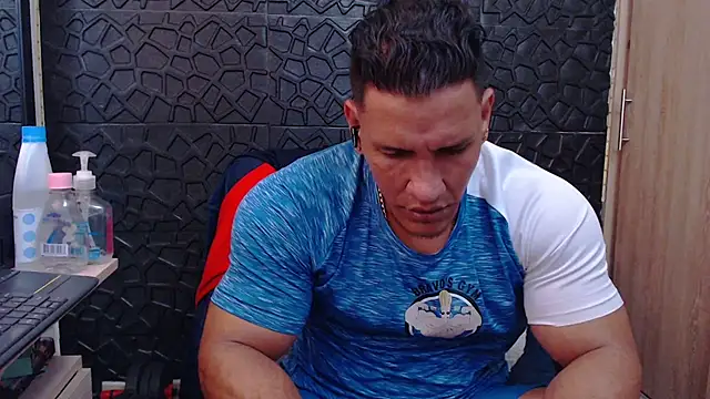 viktor herrera online show from 02-03-26, 03:50