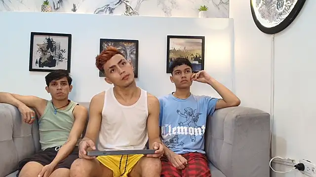 Snapshot of AVENGER_BOYS2026 chatting on 02-10-26, 01:21 AVENGER BOYS2026 online show from 02-10-26, 01:21