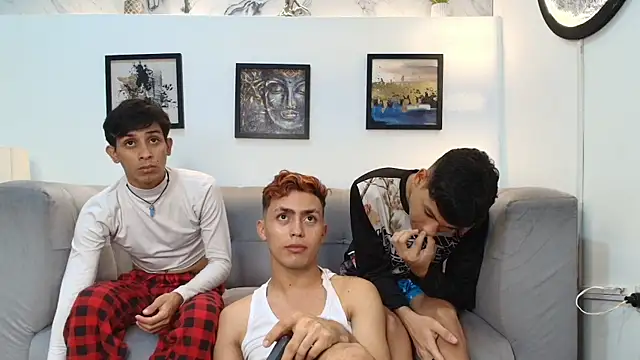 Snapshot of AVENGER_BOYS2026 chatting on 02-11-26, 01:21 AVENGER BOYS2026 online show from 02-11-26, 01:21