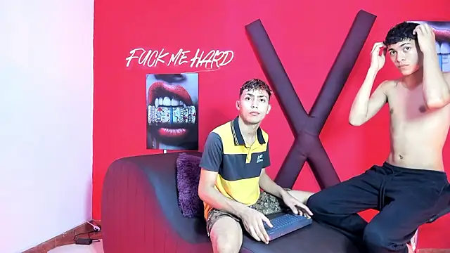 Snapshot of AVENGER_BOYS2026 chatting on 02-15-26, 01:57 AVENGER BOYS2026 online show from 02-15-26, 01:57