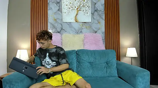 Snapshot of AVENGER_BOYS2026 chatting on 02-24-26, 07:34 AVENGER BOYS2026 online show from 02-24-26, 07:34