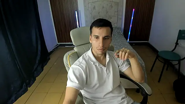 junior caicer online show from 01-13-26, 01:55