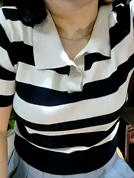 Snapshot of Arica_sexykiss chatting on 02-21-26, 10:33 Arica sexykiss online show from 02-21-26, 10:33