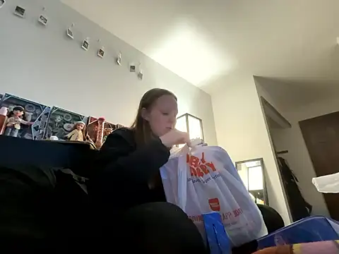 Snapshot of prettygirltracy_12 chatting on 01-07-26, 10:56 prettygirltracy 12 online show from 01-07-26, 10:56