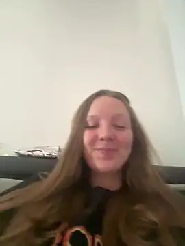 Snapshot of prettygirltracy_12 chatting on 01-09-26, 05:04 prettygirltracy 12 online show from 01-09-26, 05:04