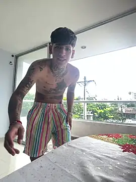 Sam 33 sexy 27 online show from 02-17-26, 07:20