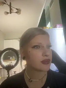 DriveThruDolls online show from 02-06-26, 10:51