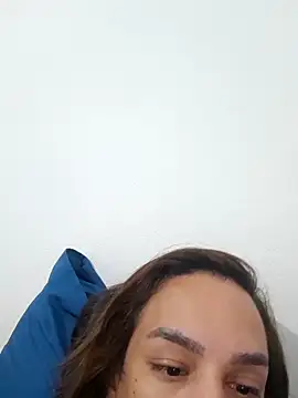 Snapshot of ofjuliaa chatting on 02-01-26, 08:13 ofjuliaa online show from 02-01-26, 08:13