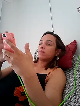 Snapshot of ofjuliaa chatting on 02-14-26, 05:10 ofjuliaa online show from 02-14-26, 05:10