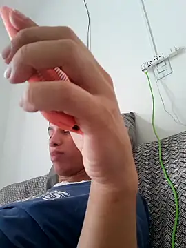 Snapshot of ofjuliaa chatting on 02-19-26, 07:43 ofjuliaa online show from 02-19-26, 07:43