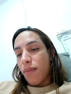 Snapshot of ofjuliaa chatting on 02-20-26, 12:27 ofjuliaa online show from 02-20-26, 12:27