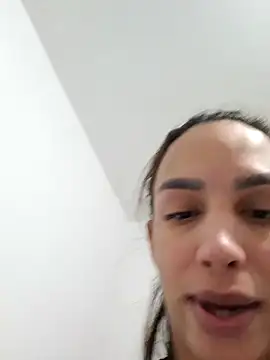 Snapshot of ofjuliaa chatting on 02-24-26, 07:45 ofjuliaa online show from 02-24-26, 07:45