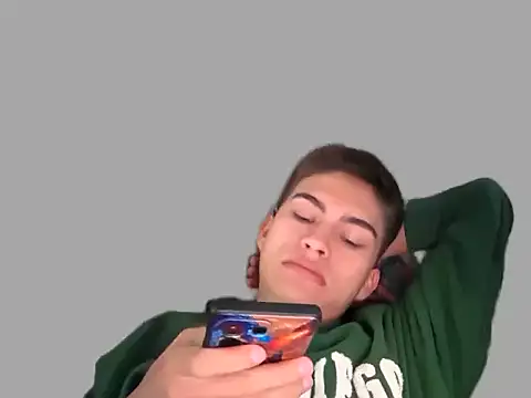 babystripchat31 online show from 02-20-26, 01:44