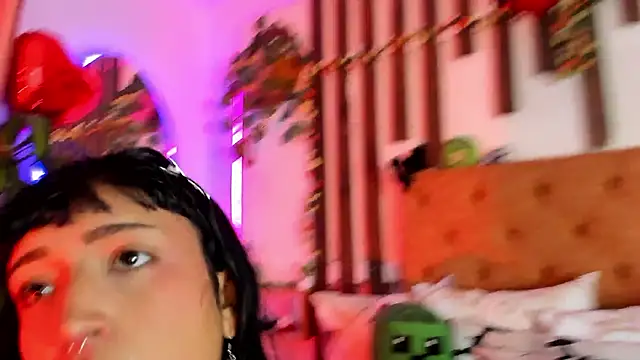 Snapshot of MeowMota_ chatting on 02-24-26, 06:06 MeowMota online show from 02-24-26, 06:06