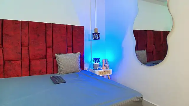 little amber online show from 01-13-26, 01:55