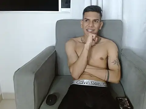 Snapshot of dani_sex1_ chatting on 02-24-26, 02:09 dani sex1 online show from 02-24-26, 02:09