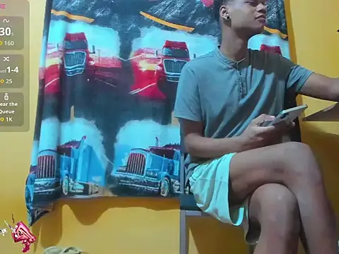 Snapshot of aunstin_mohamme chatting on 02-11-26, 08:25 aunstin mohamme online show from 02-11-26, 08:25