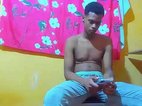 Snapshot of aunstin_mohamme chatting on 02-13-26, 03:24 aunstin mohamme online show from 02-13-26, 03:24