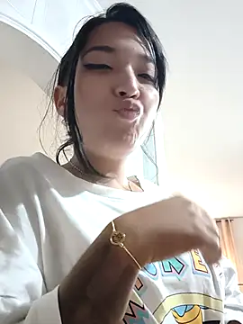 Lilitth  online show from 01-19-26, 01:04