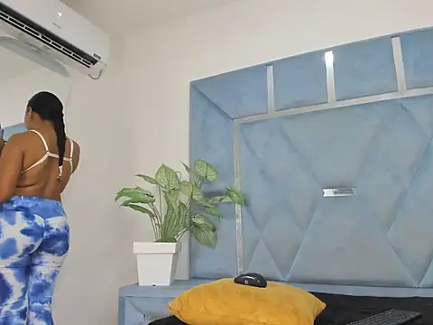 Snapshot of sweetdesireasm chatting on 01-18-26, 08:01 sweetdesireasm online show from 01-18-26, 08:01