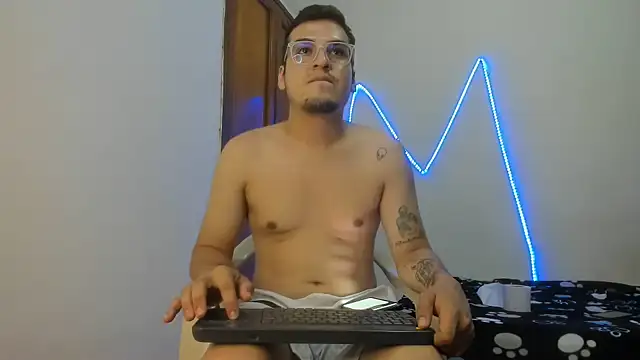 jaykoboy420 online show from 01-07-26, 01:52