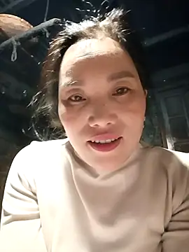 Snapshot of yu--yo chatting on 03-09-26, 02:10 yu--yo online show from 03-09-26, 02:10