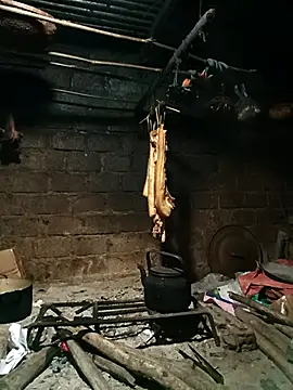 Snapshot of yu--yo chatting on 03-19-26, 11:47 yu--yo online show from 03-19-26, 11:47